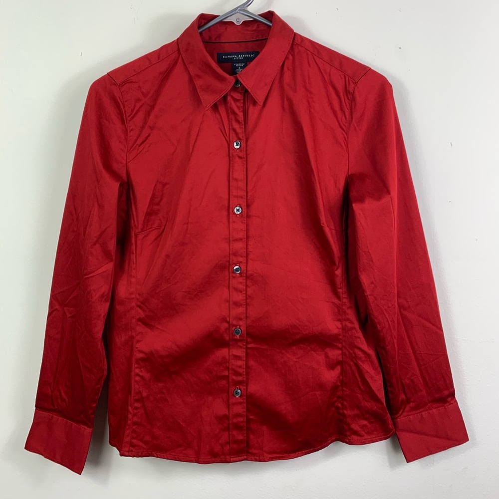 Banana Republic Petite Fitted Button Down Shirt